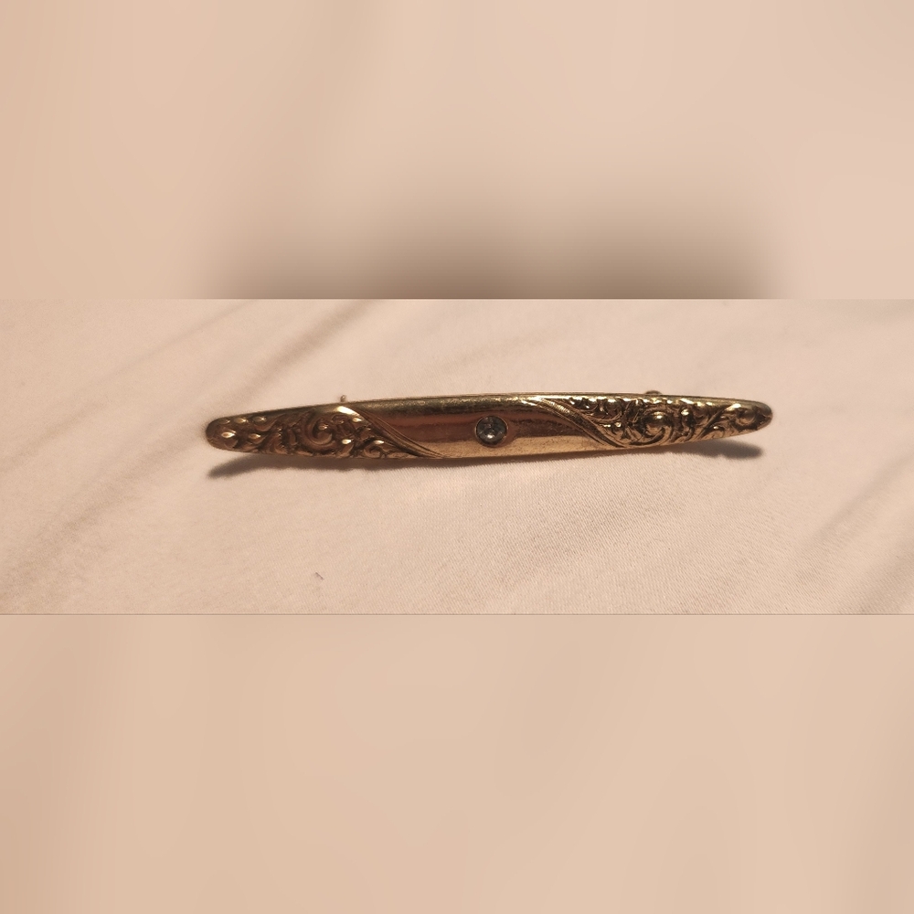 Vintage Avon 1979 Staffordshire Gardens Bar Brooch Pin 2" Gold Tone Crystal